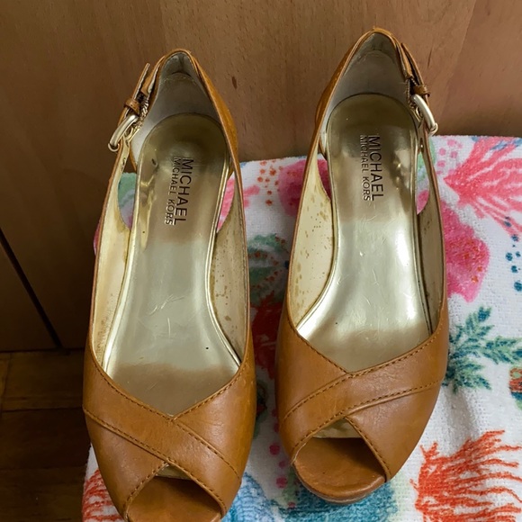 Michael Kors authentic Summer dress shoes - Picture 1 of 2